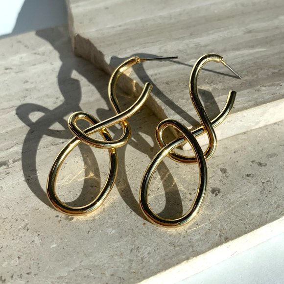 NEW~ Anthropologie Tied up Twisted Gold Drop Earrings - Picture 7 of 11